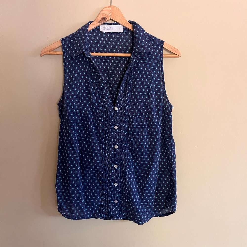 Carve Designs Dark Blue Sleeveless Top